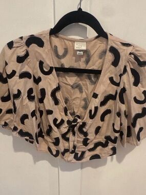a new day Beige Crop Top with Black Brushstroke Print